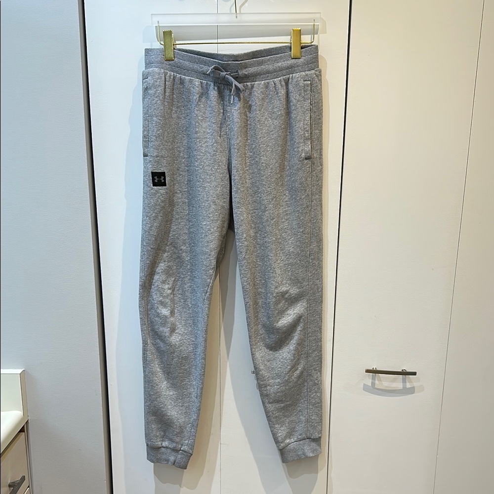 Under Armour Heather Gray Sweatpants
